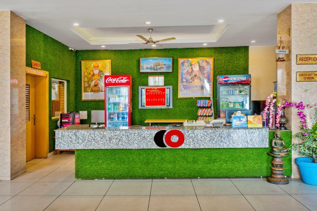 Capital O 40833 Maharaja Hotel & Restaurant Kashipur Luaran gambar