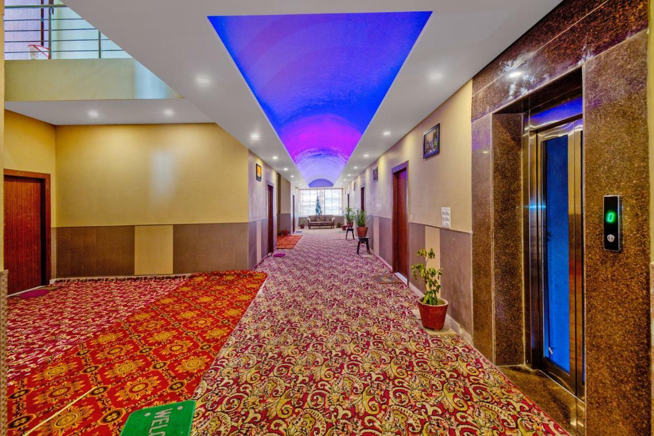 Capital O 40833 Maharaja Hotel & Restaurant Kashipur Luaran gambar